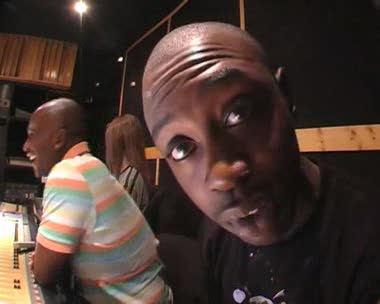 Video L Skadrille - Dans l air en studio